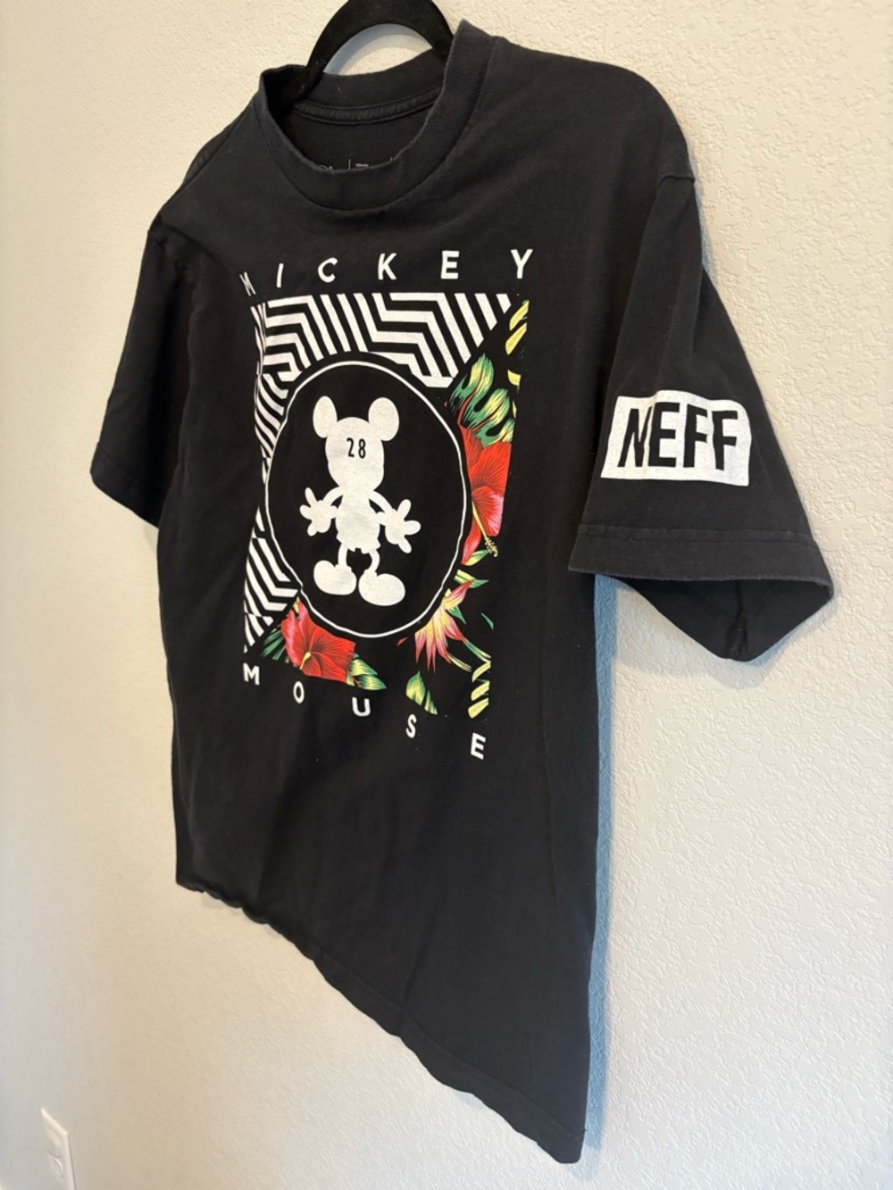 Neff Mickey Mouse Graphic T Shirt Black Disney Streetwear Men’s Size Medium